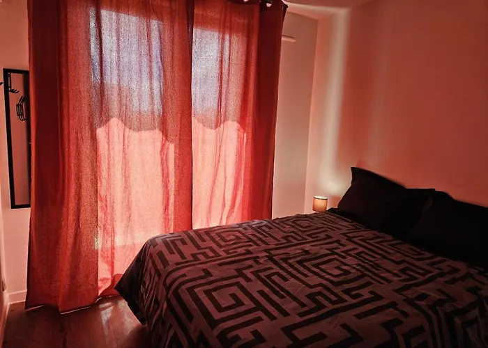 Appartement T2 Neuf - Centre - Parking Supp